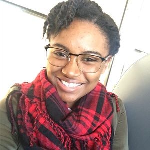 Meet your Posher, Jade